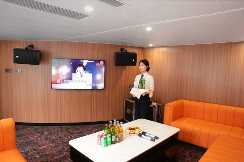 华夏神女5号五楼KTV
