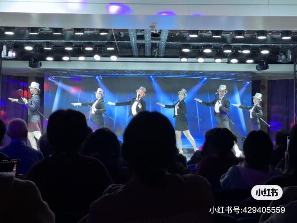 美维游轮剧院演艺