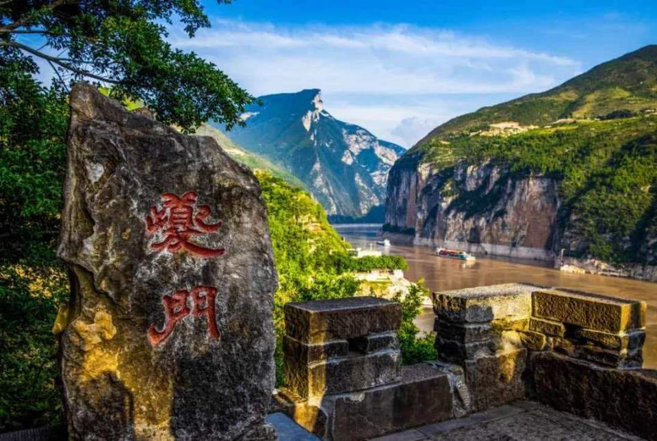 白帝城与夔门